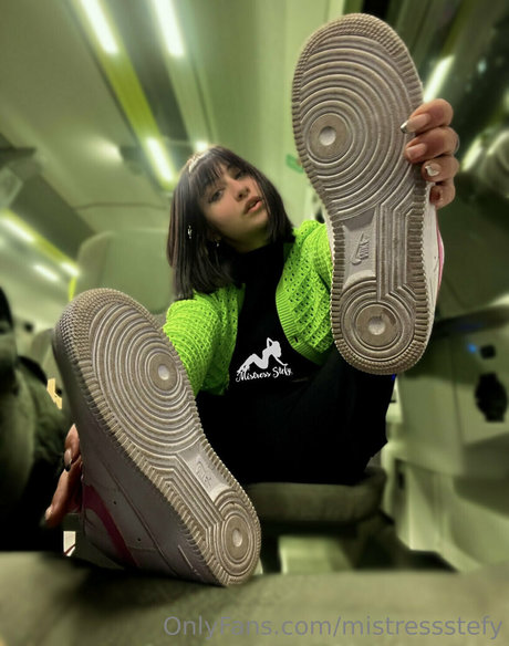 mistressstefy model photos