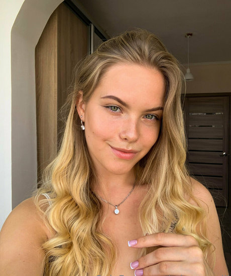 miaaangelll star art galleries