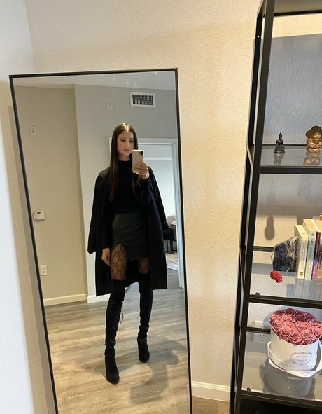 ScarlettSantt star nudes picture