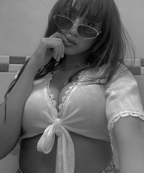 _mi mi ta_ model pictures