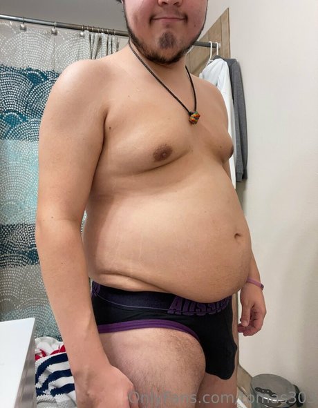 tomas303 model adult picture