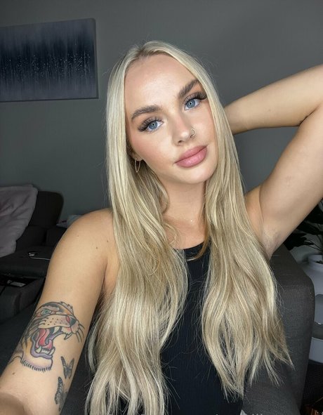 camillecamm nice actress photo