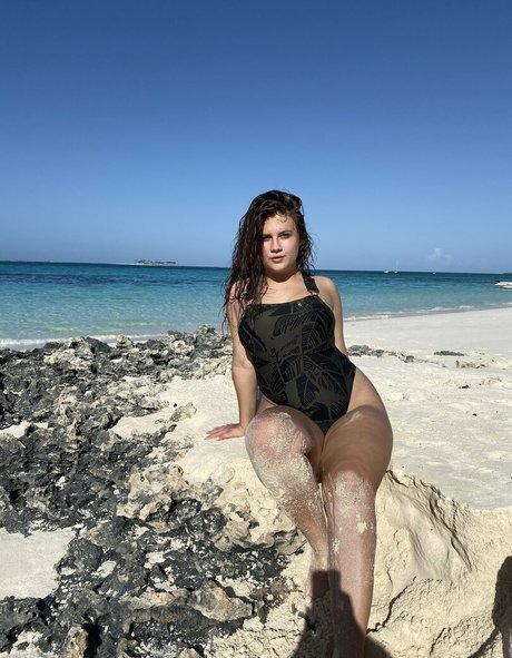 famous onlyfans porno picture