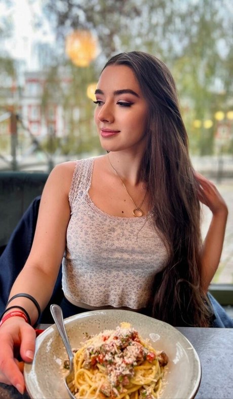 blonde babe onlyfans hot galleries