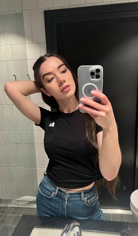 Miss Mikkaa pornstar pictures