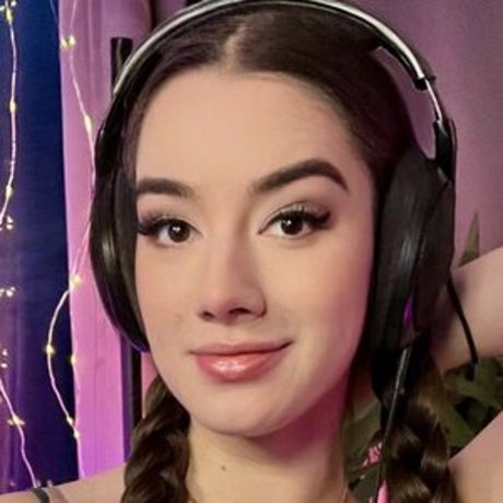 Miss Mikkaa perfect pornstar photo