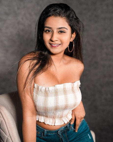 Suhana Khan star beautiful images