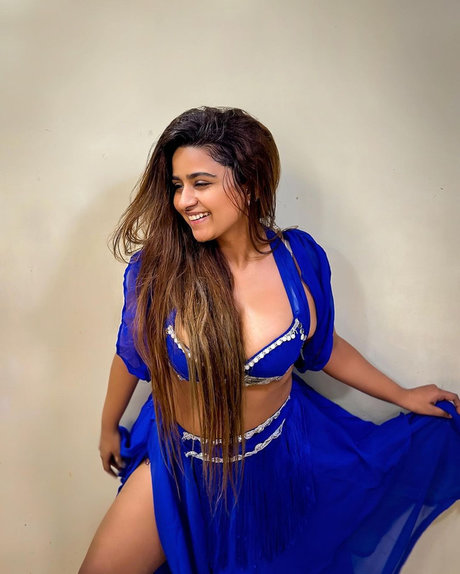 Suhana Khan model nude gallery