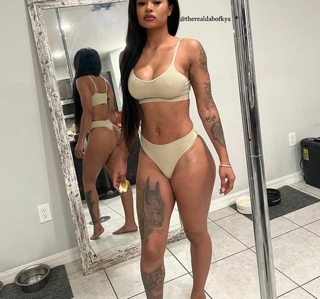 Dabofkya model nudes picture