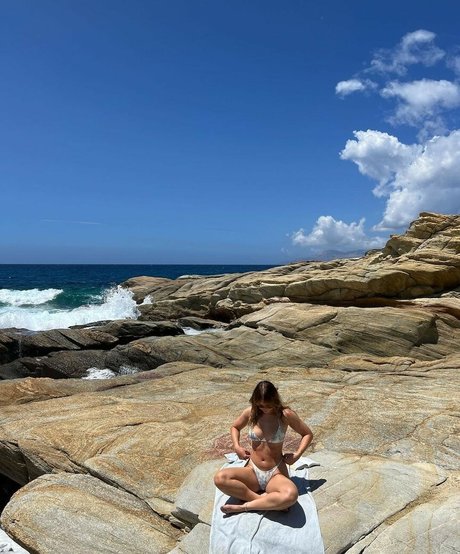 katecraigwellness free actress galleries