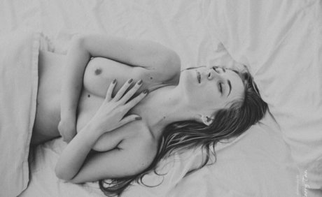 stars onlyfans sexy naked img