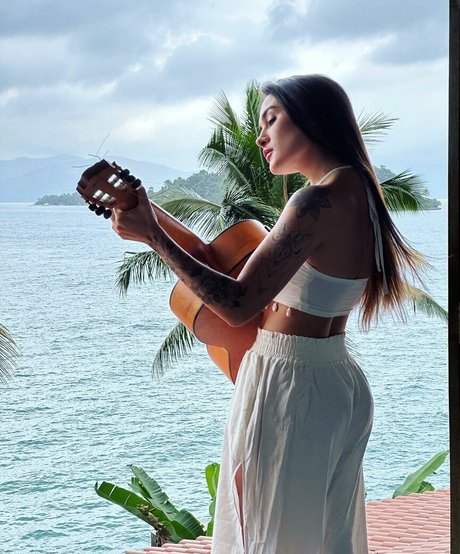 Gabi Melim nudes actress pics