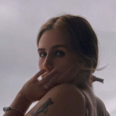 kayliahvelvet model photos