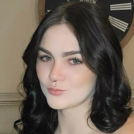 xxirismaexx exclusive star img