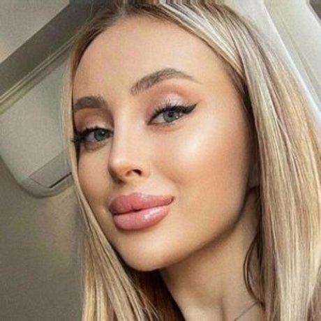 shemale fucks girl onlyfans hot sex images