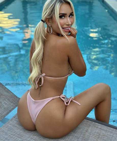 hijabi onlyfans free naked image