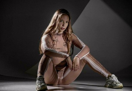 pretty elli best pornstar photos