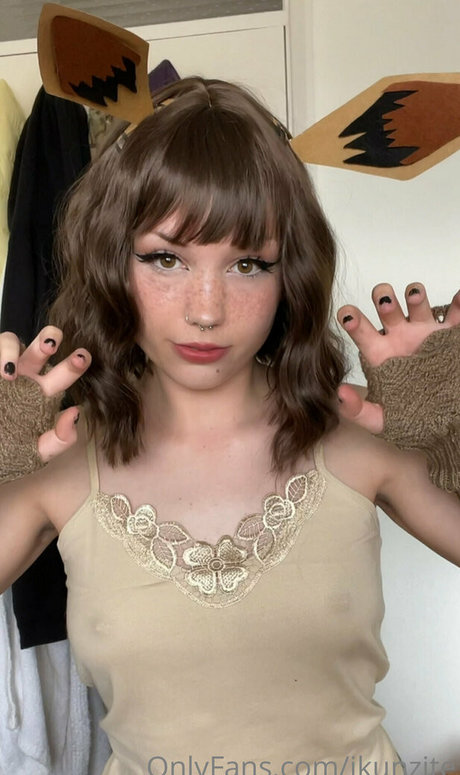 ikunzite porn star photos