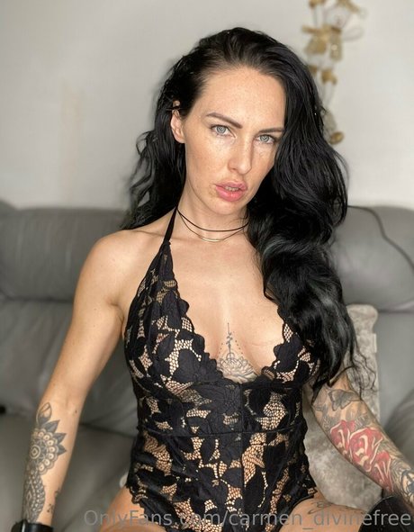 blonde tits onlyfans erotic pic