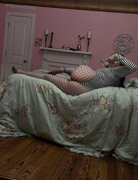 Milfdem0n nice pornstar pics