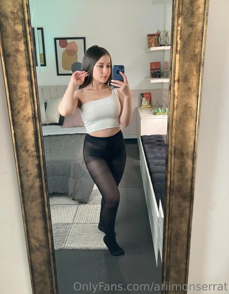 arimonserratfree model hot img