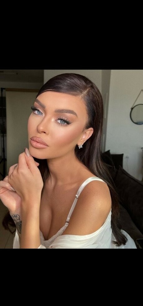 Mishel Aydin model naked archive