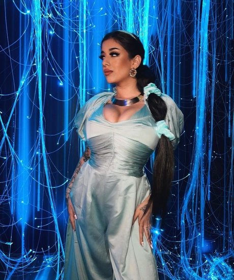 pregnant threesome onlyfans beautiful photos