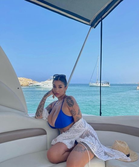 sex girls onlyfans beautiful xxx archive