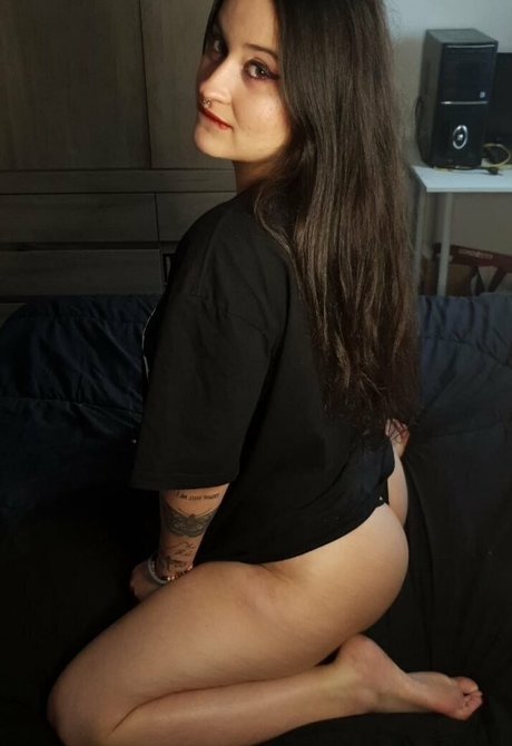 malovescott perfect pornstar image