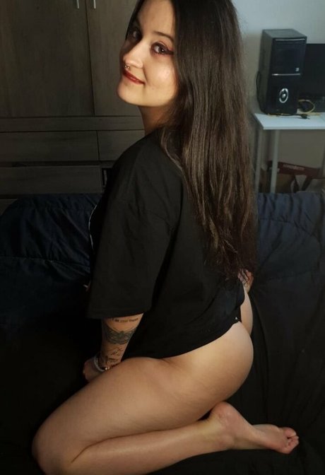 malovescott sexy model gallery