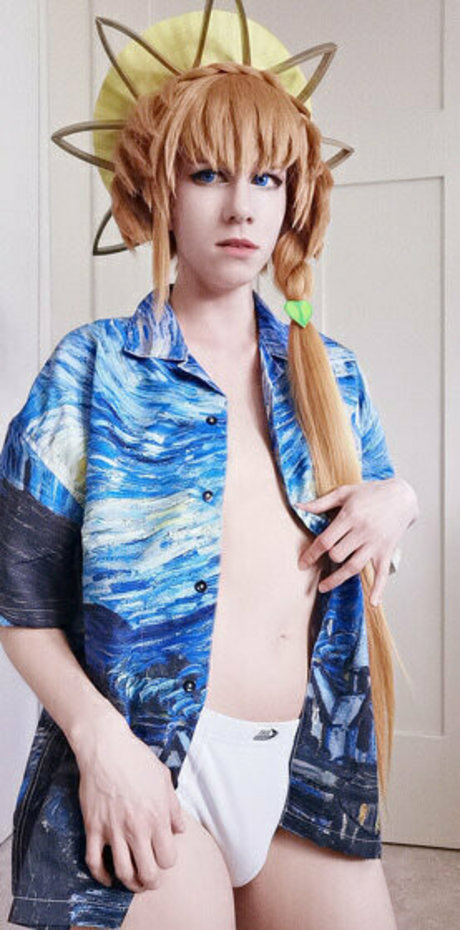 arminmin nude actress pics