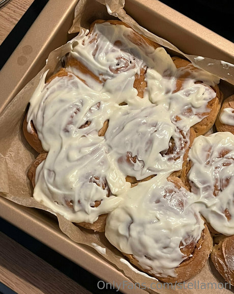 stellamori model exclusive pic