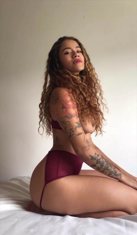 Julianagarcia_ nude actress photos