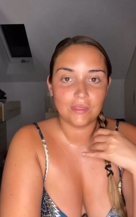 Jacqueline Jossa nice pornstar image