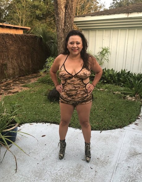 slinkydrinks pretty model galleries