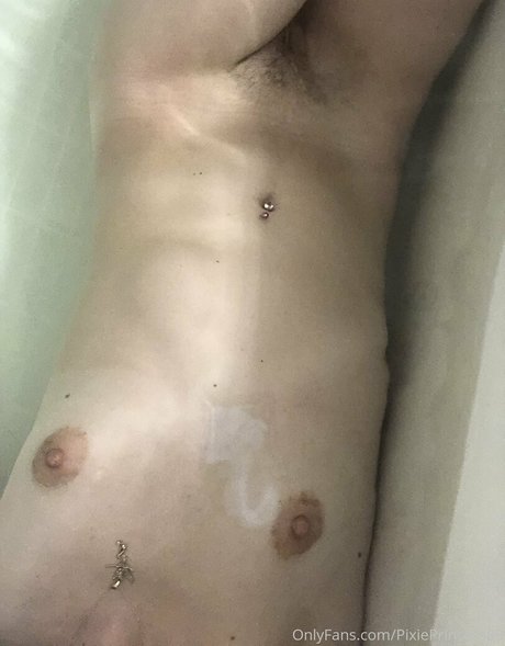 pixieprincess89 star nude photo