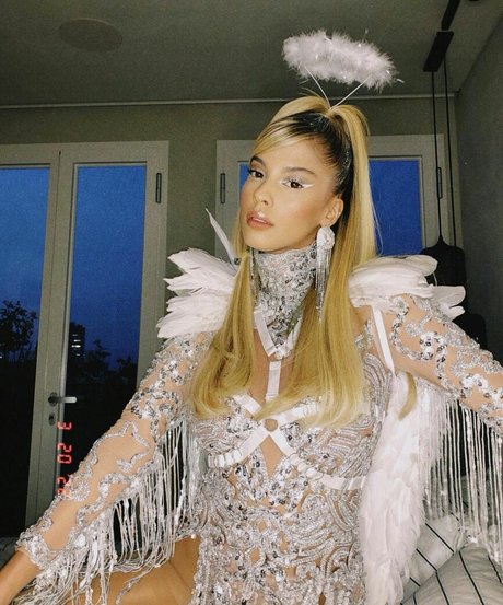 Liyan Adi model art photos