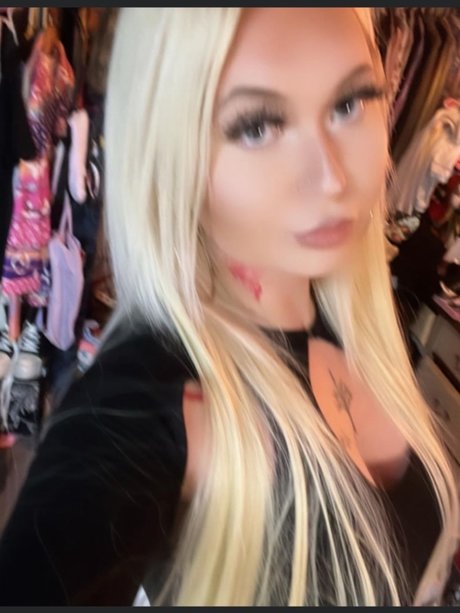 lil west side beautiful star photos