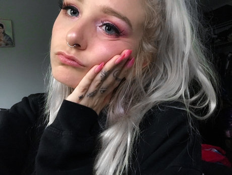 Trash Baby model erotic pics