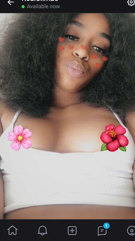 RealPrettyScarr nudes star image