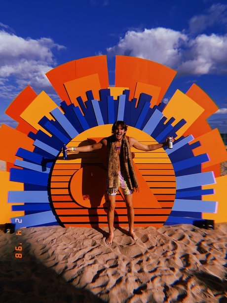 Cole cleveland model hd picture