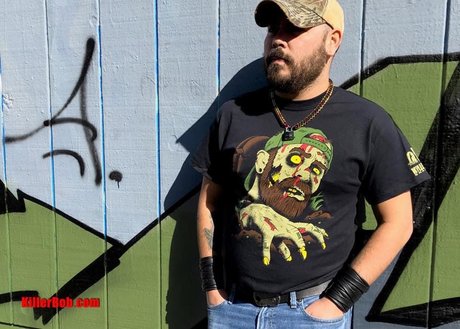 Pup Malum model nice photo