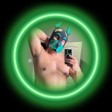 Pup Fornido pornstar sexy gallery