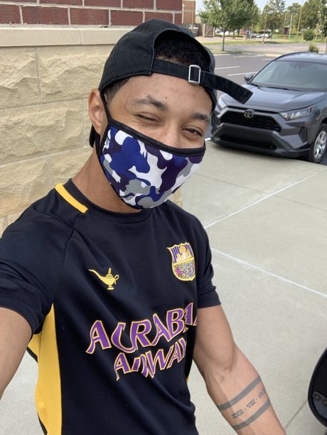 PrynceCharmingg star top pic