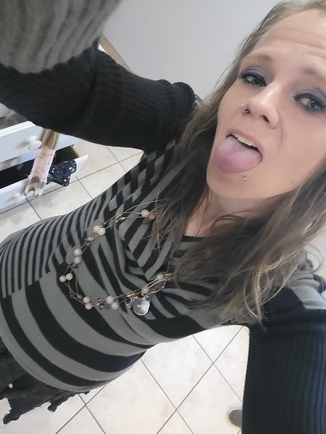 Princezzpurple pornstar erotic img