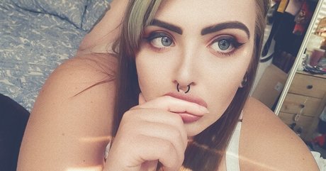 Princess Sophie model art photos