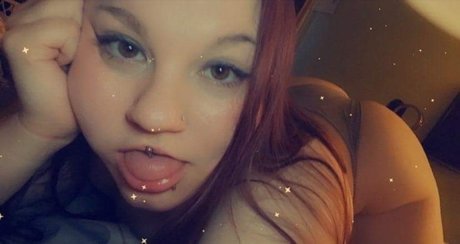 Cici Moon_ pornstar galleries