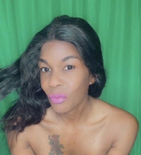 Dawnthebeautibeast pornstar erotic photo