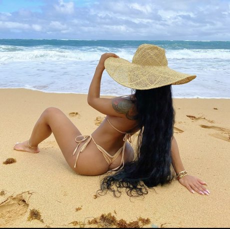 Baddassbella erotic pornstar image