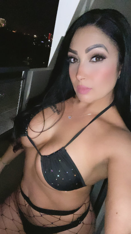 Dianna G star nude image